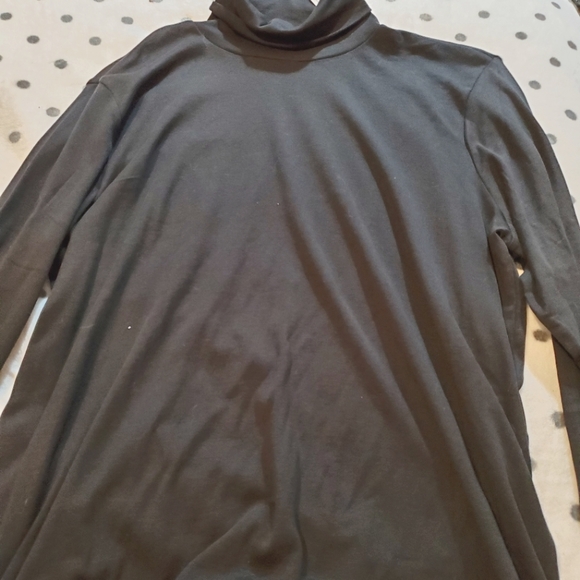 Brand New Turtleneck - Picture 7 of 9